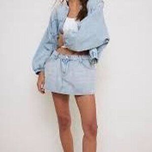 Free People ( We The Free) Denim Skort . Perfect for any occasion. NWOT, size 25